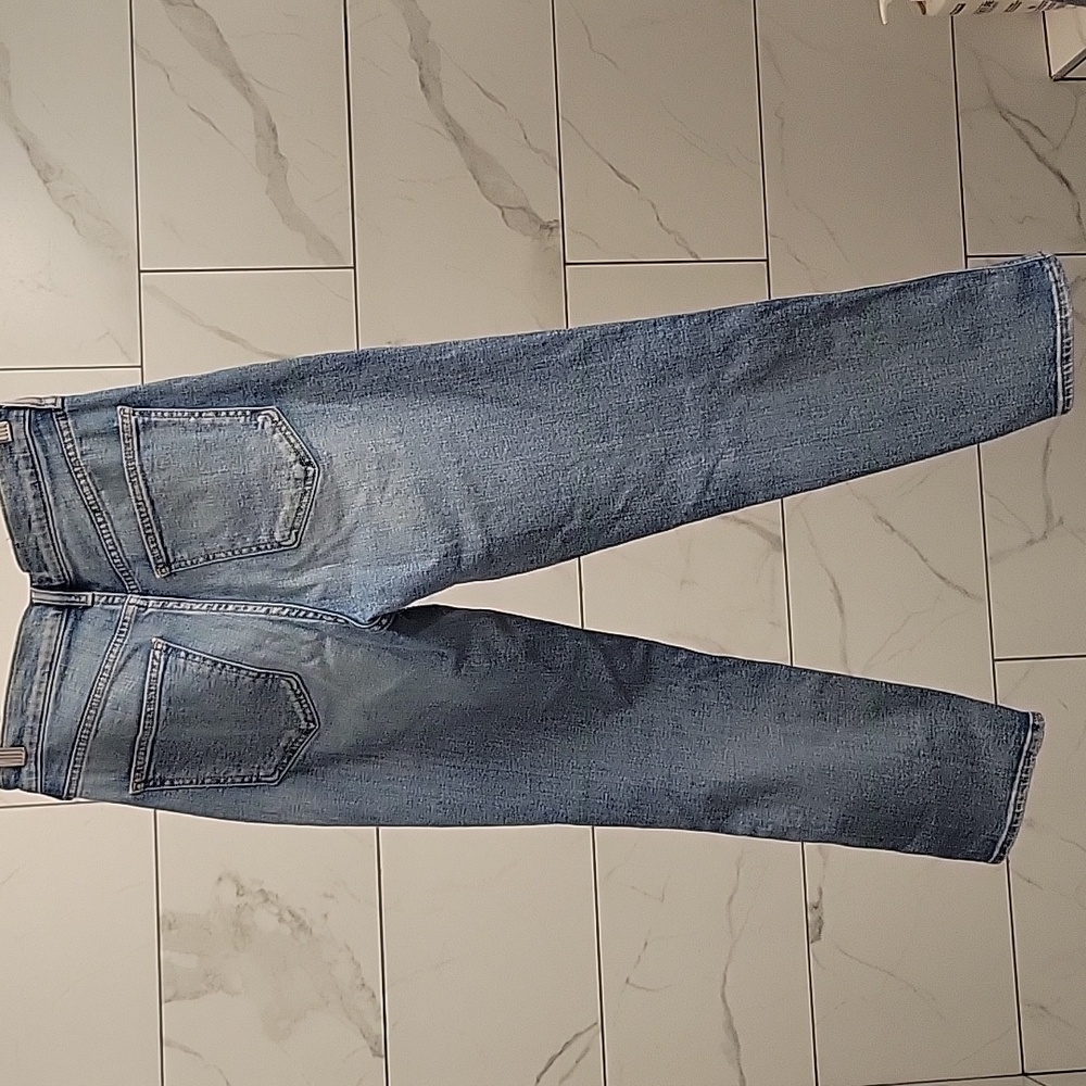GAP Light Blue Straight Leg Women's Jeans - Picture 2 of 3